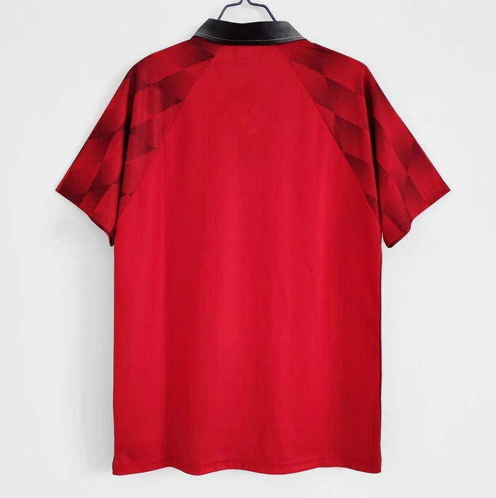 Camisa Retrô Manchester United 1996/97 Home