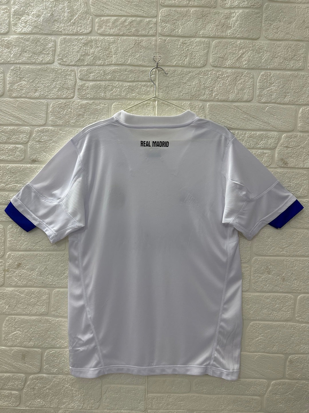 Camisa Retrô Real Madrid 2010/11 Home
