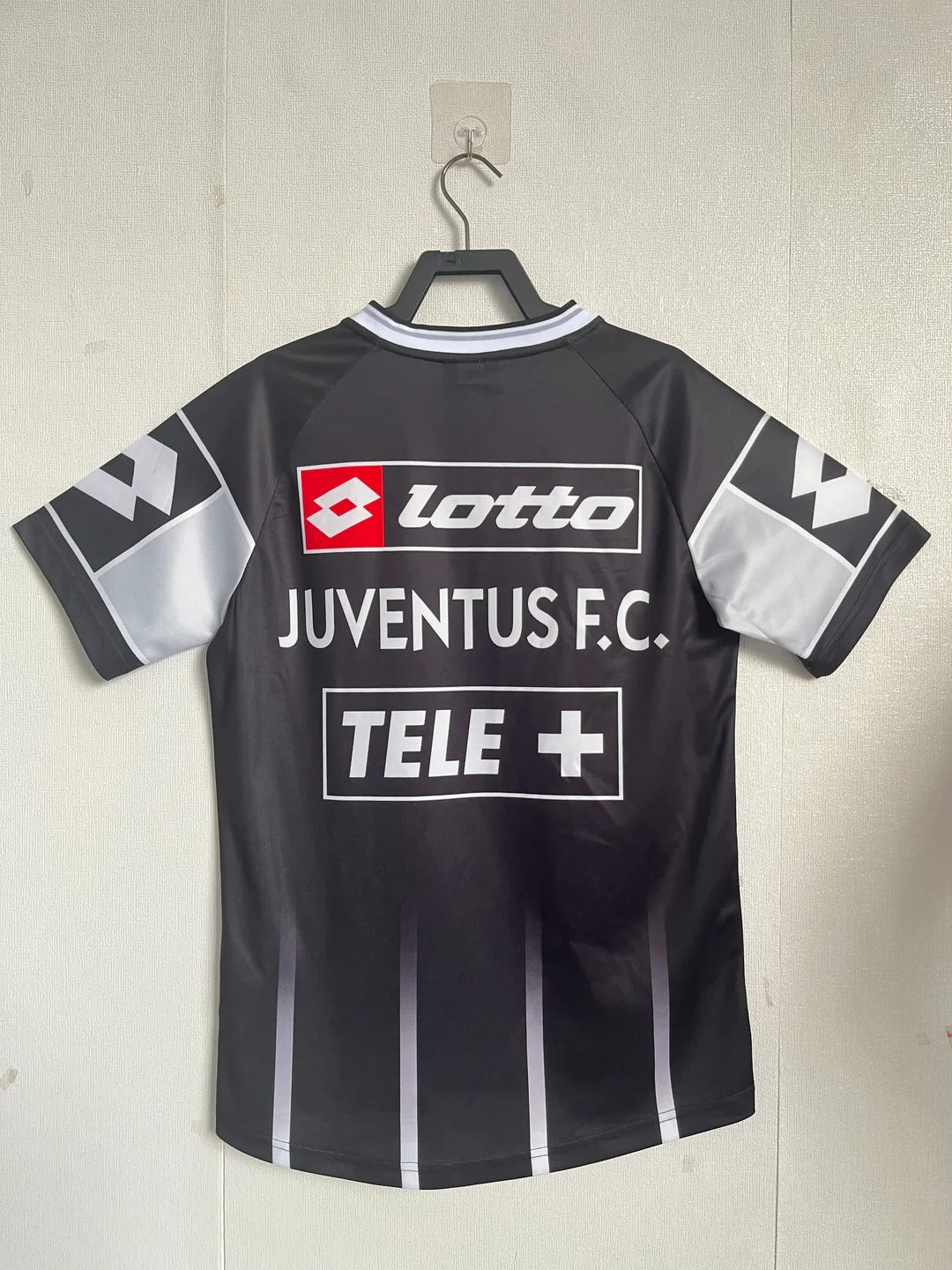 Camisa Retrô Juventus 2000/01 Treino