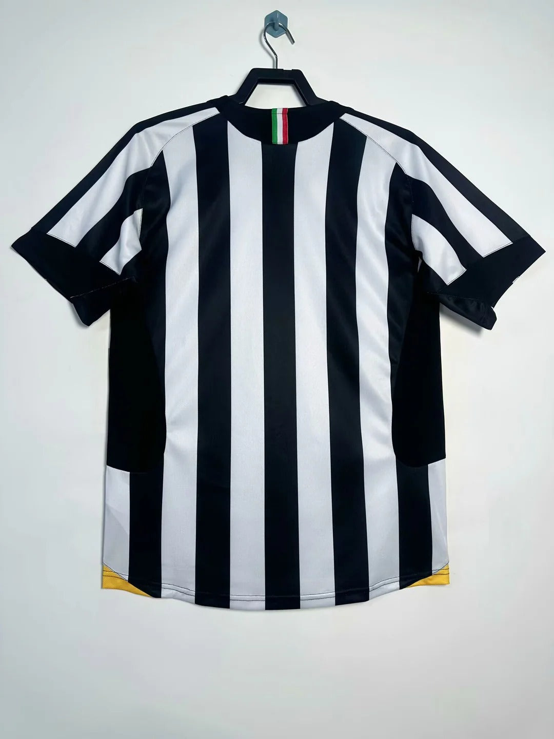 Camisa Retrô Juventus 2005/06 Home