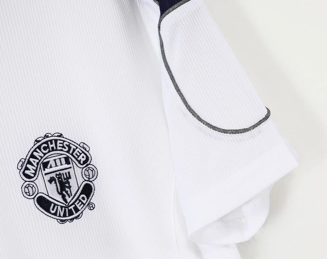 Camisa Retrô Manchester United 2000/01 Away