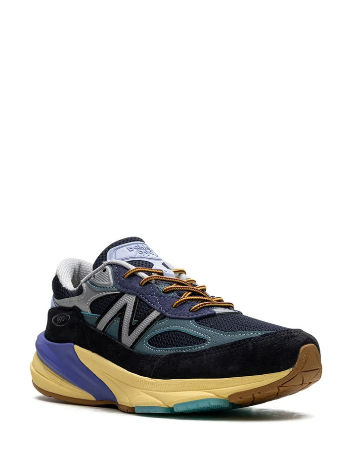New Balance x Action Bronson 990 v6 - Preto