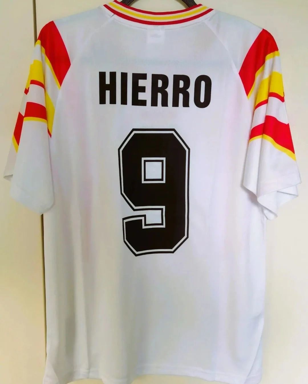 Camisa Retrô Espanha 1996/97 Third - HIERRO #9