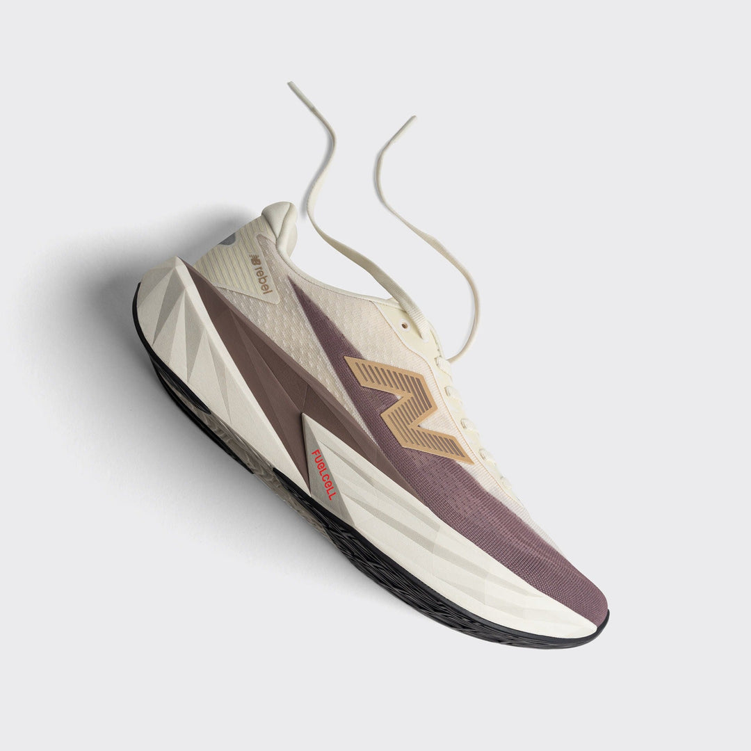 New Balance FuelCell Rebel v5 - Marrom