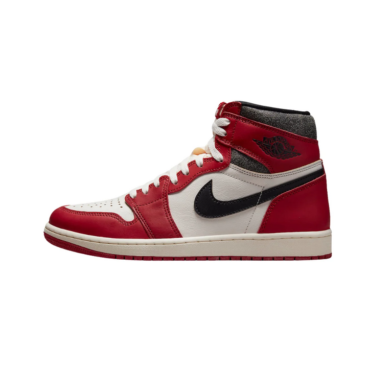 Jordan 1 Retro High Chicago Lost & Found - Branco/Vermelho Varsity