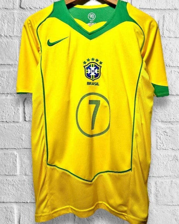 Camisa Retrô Brasil 2004/05 Home - ADRIANO #7