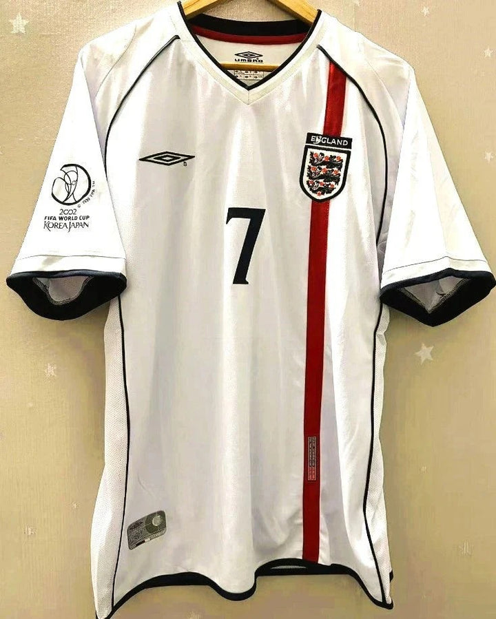 Camisa Retrô Inglaterra 2002/03 Home - BECKHAM #7 (+Patches)