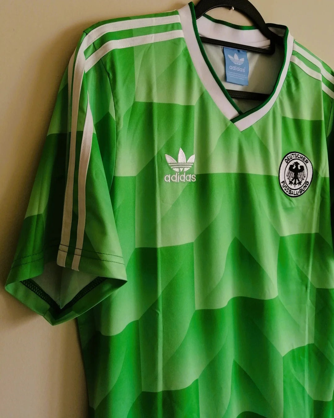 Camisa Retrô Alemanha 1990/91 Away - MATTHAUS #10