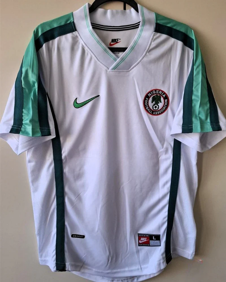 Camisa Retrô Nigéria 1998/99 Away - OKOCHA #10