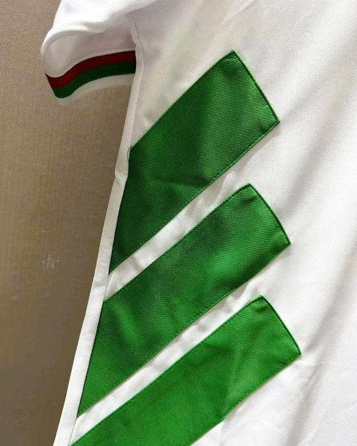 Camisa Retrô Bulgária 1994/95 Home - STOICHKOV #8