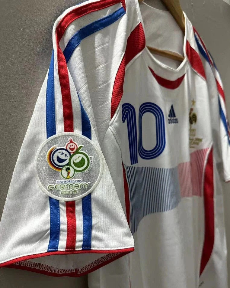 Camisa Retrô França 2006/07 Home - ZIDANE #10 (+Patches)