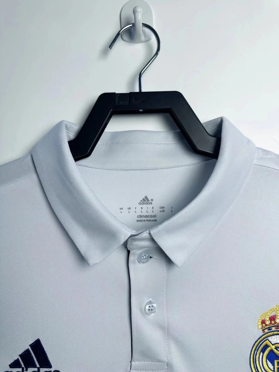 Camisa Retrô Real Madrid 2016/17 Home - Manga Longa