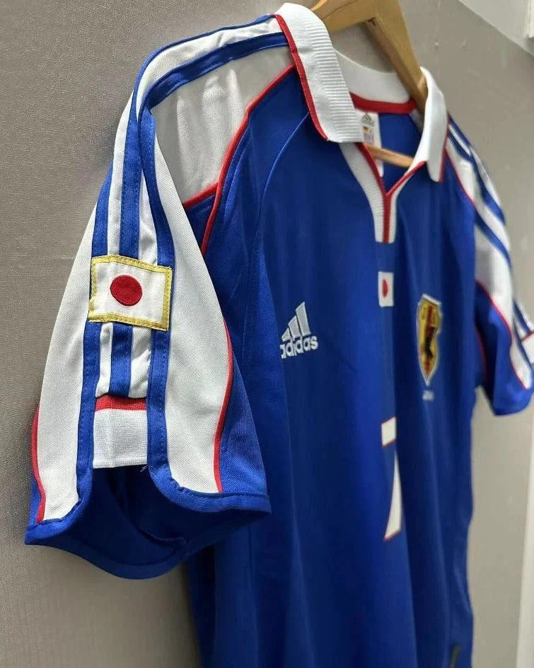 Camisa Retrô Japão 2000/01 Home - NAKATA #7 (+Patches)