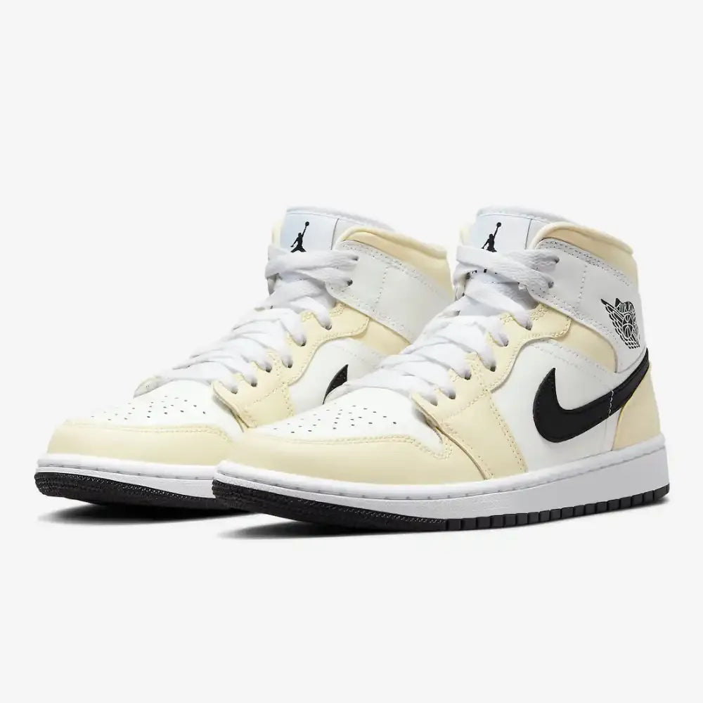 Jordan 1 Mid Leite de Coco