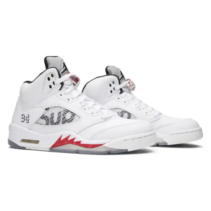 Supreme x Air Jordan 5 Retro - Branco