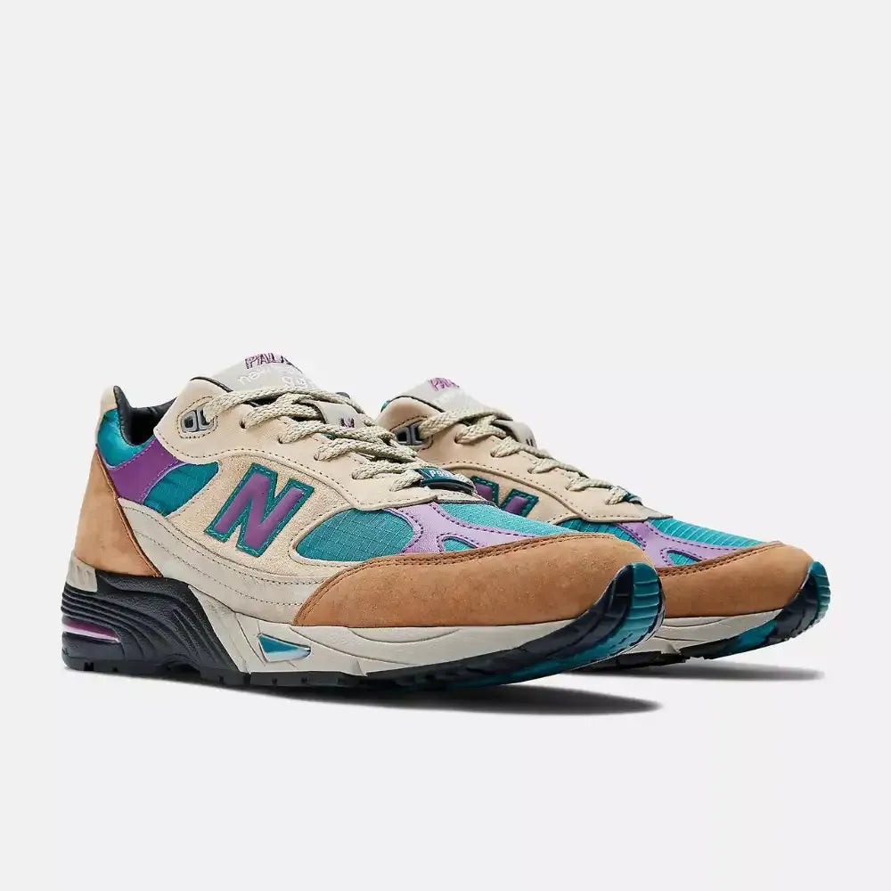Palace x New Balance 991 Made in England – Creme/Castanho/Azul/Roxo