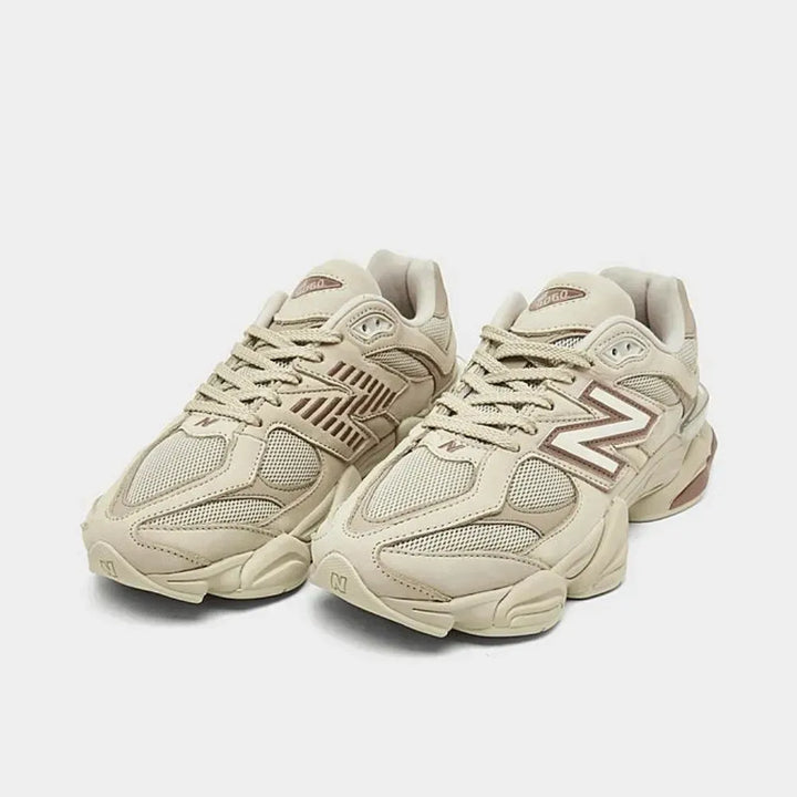 New Balance 9060 – Osso/Pardal