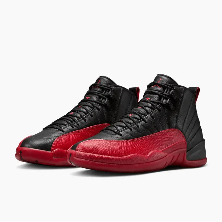 Air Jordan 12 Retro - Preto/Vermelho