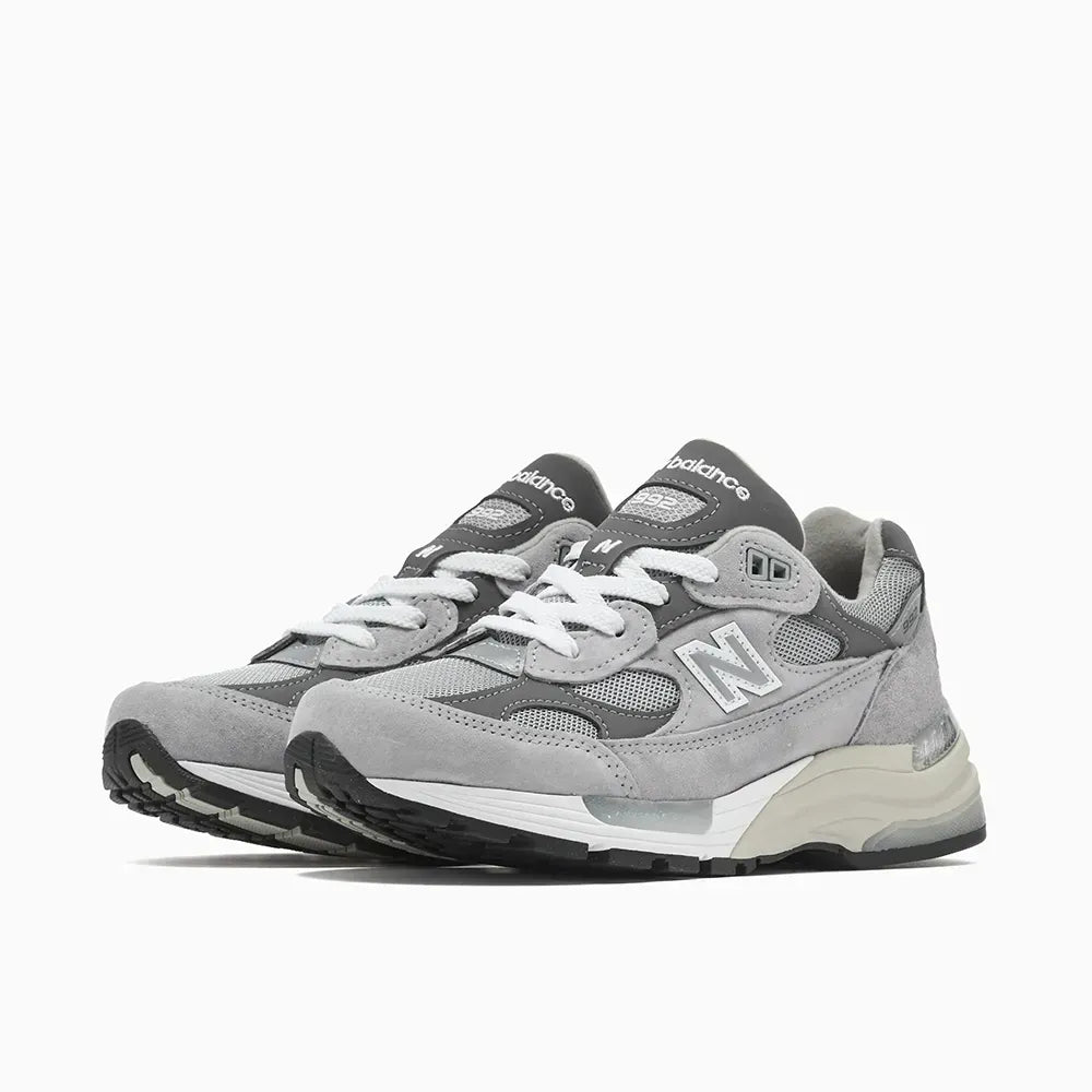 New Balance 992 MiUSA – Cinza/Prata Metálico