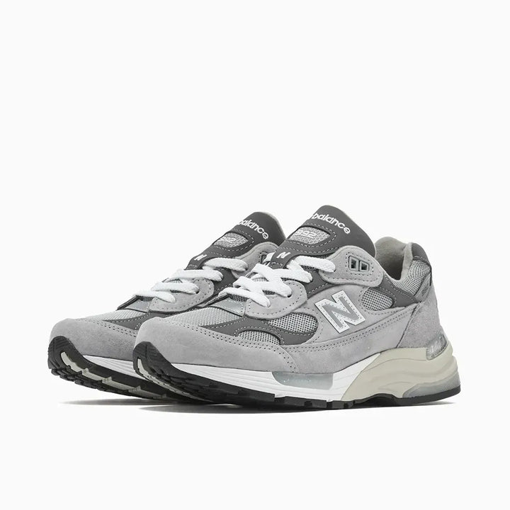 New Balance 992 MiUSA – Cinza/Prata Metálico