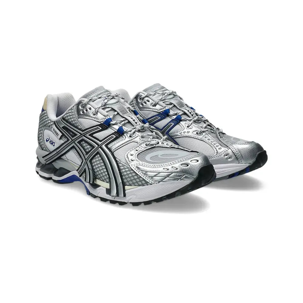 Asics Nimbus 10.1 x Invincible – Branco/Azul Claro