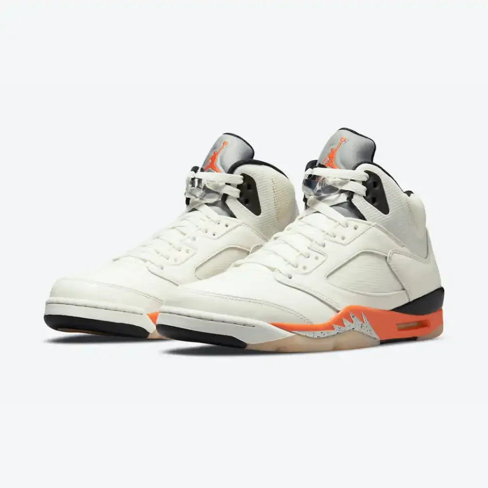 Air Jordan 5 - Off White/Laranja/Preto