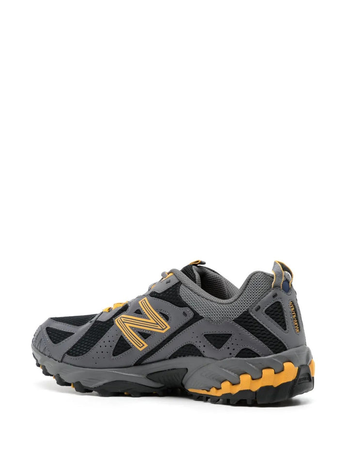New Balance 610 - Preto/Cinza Escuro/Amarelo Mostarda
