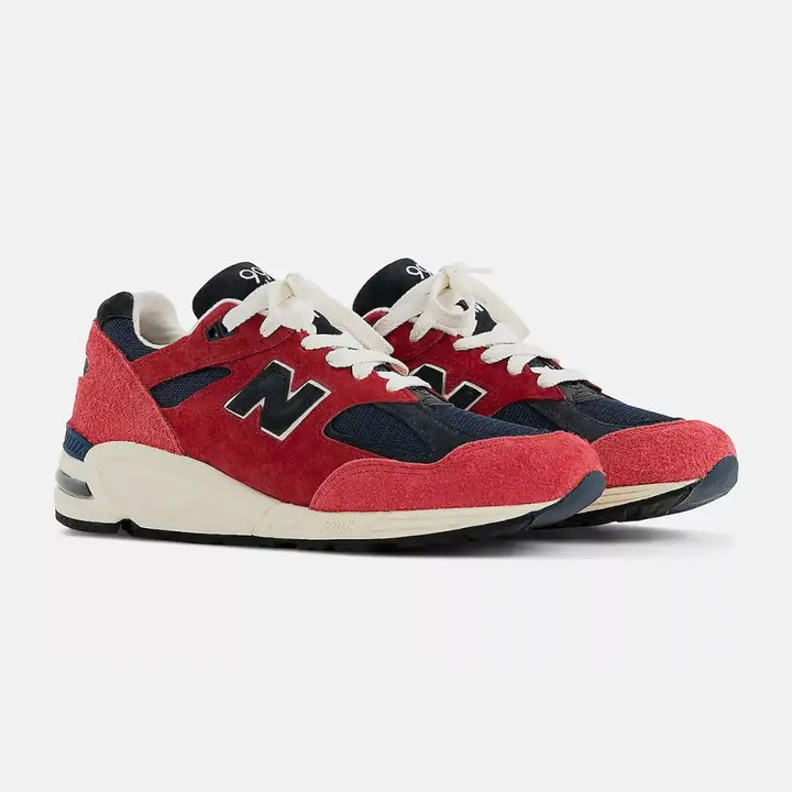 New Balance 990v2 - Vermelho/Preto/Bege