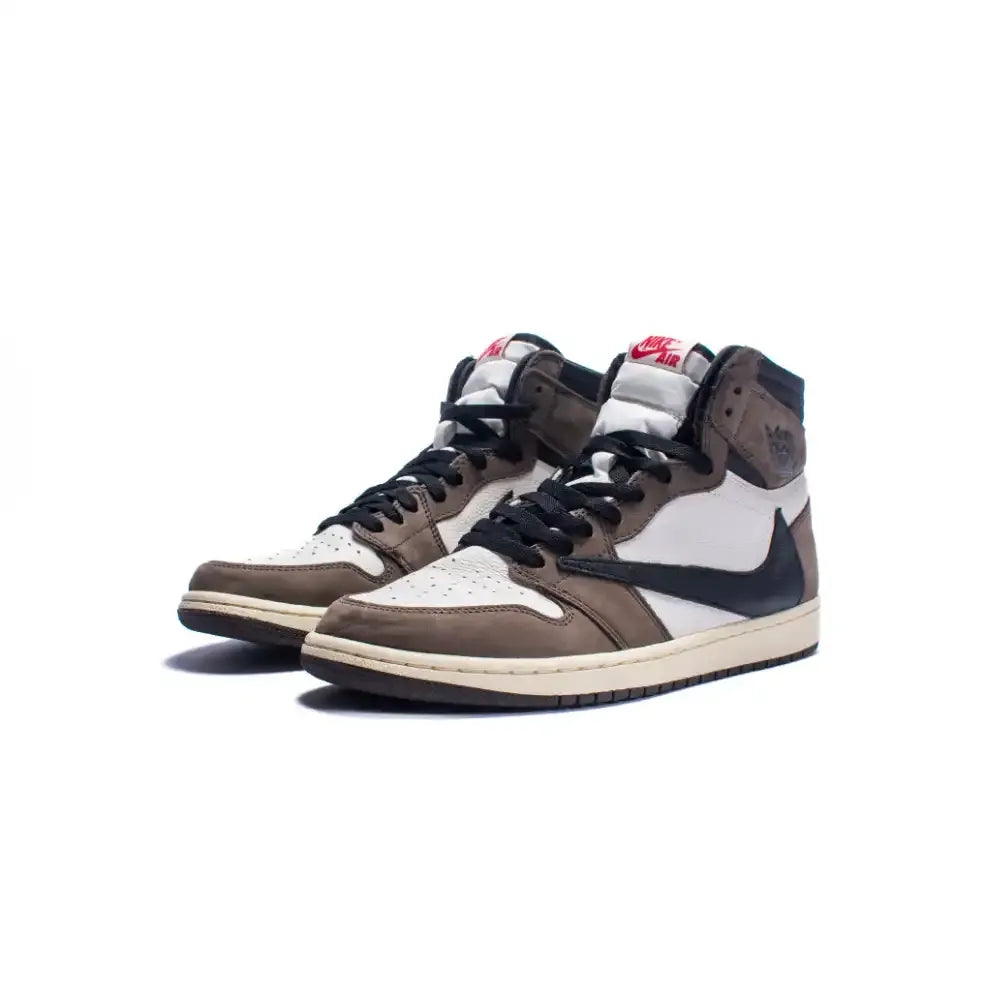 Jordan 1 Retro High Travis Scott Marrom Mocha