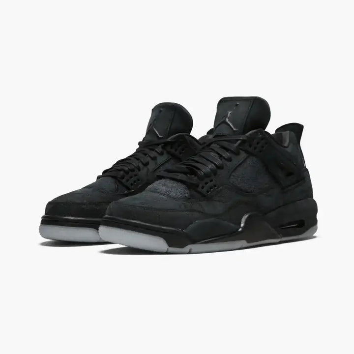 Jordan 4 Retro KAWS – Preto