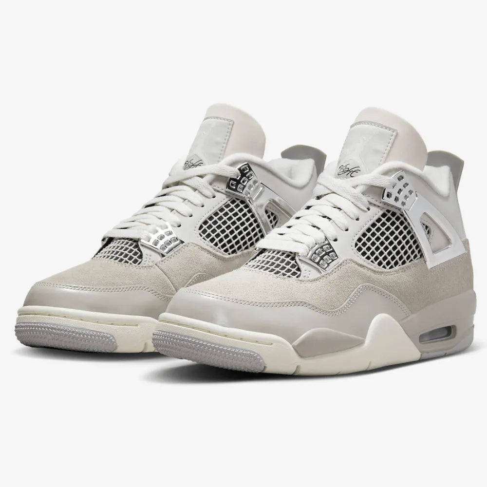 Air Jordan 4 - Off White/Taupe/Metalizado