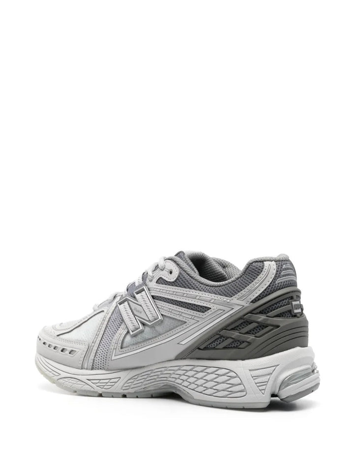 New Balance 1906R - Prata/Cinza Claro/Carvão