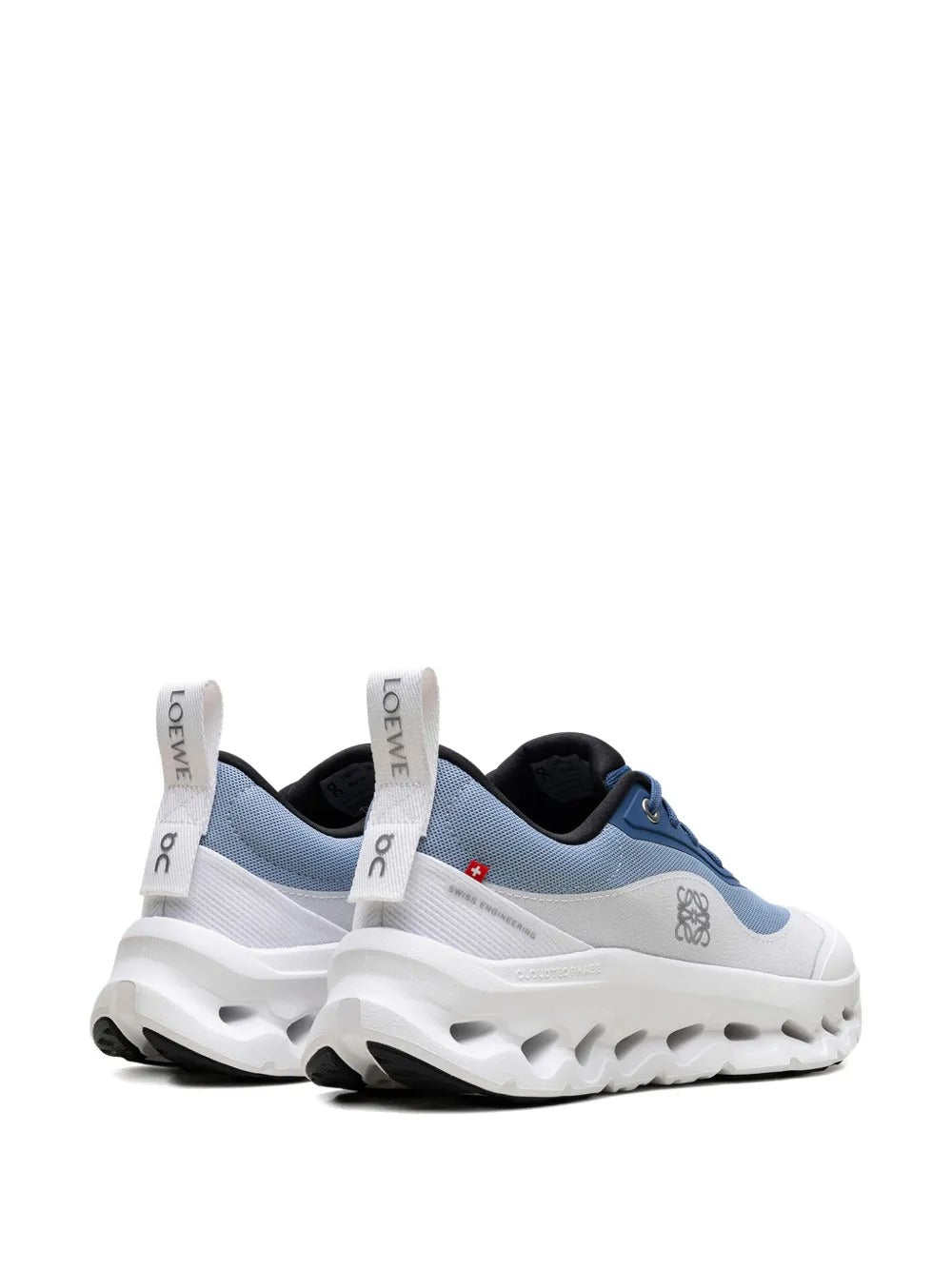 On Running x Loewe Cloudtilt 2.0 – Azul/Branco