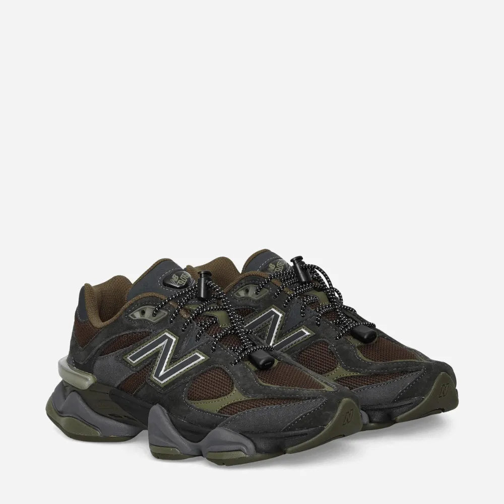 New Balance 9060 – Preto/ Verde escuro