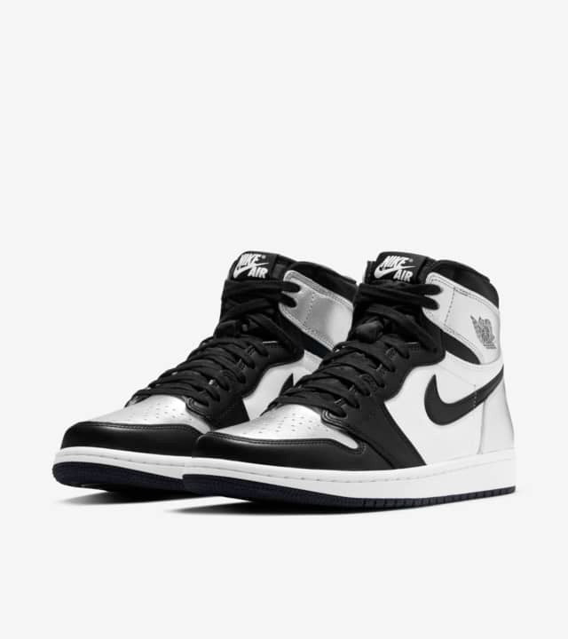Jordan 1 Retro High Dedo Prateado