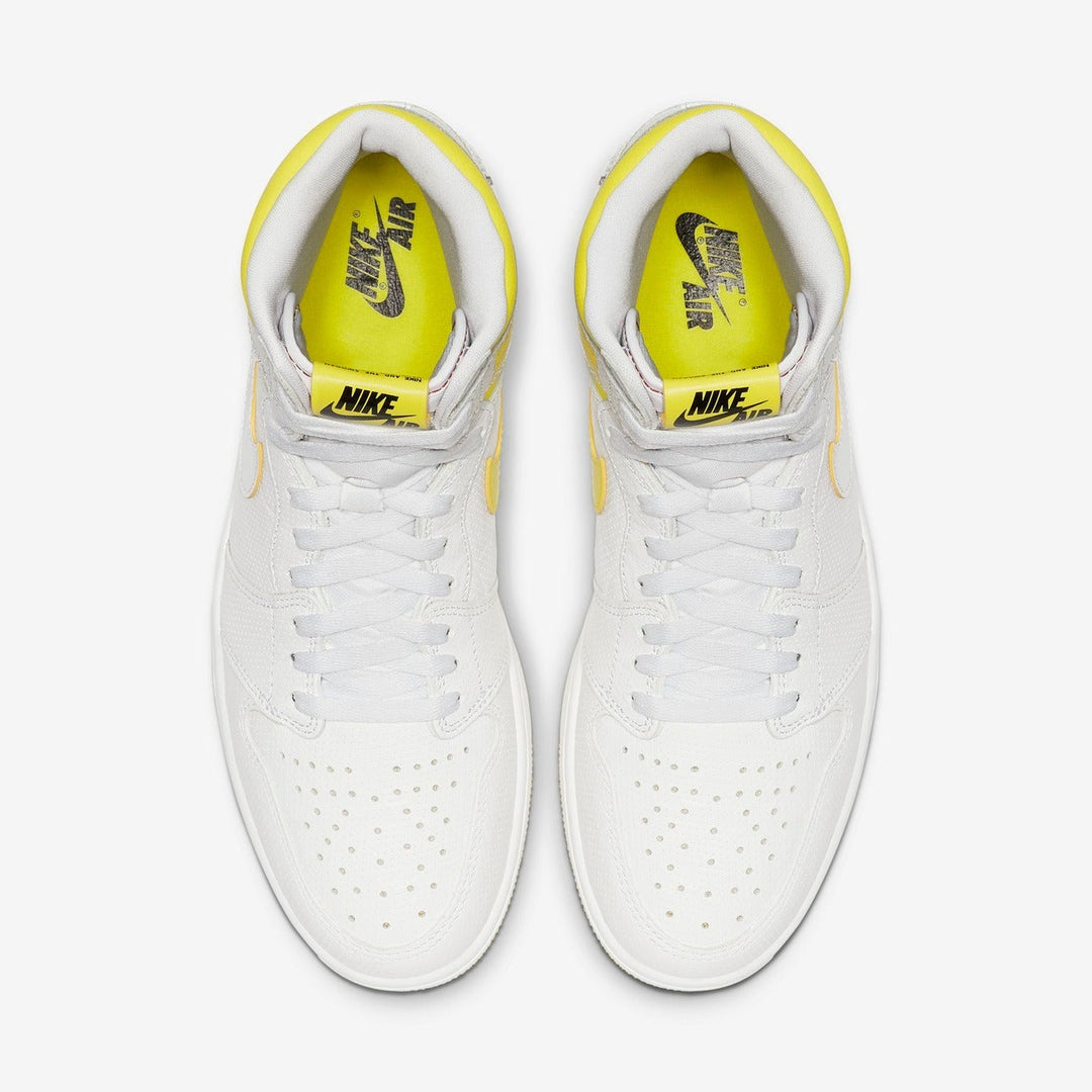 Jordan 1 Retro High First Class Flight - Branco/Amarelo