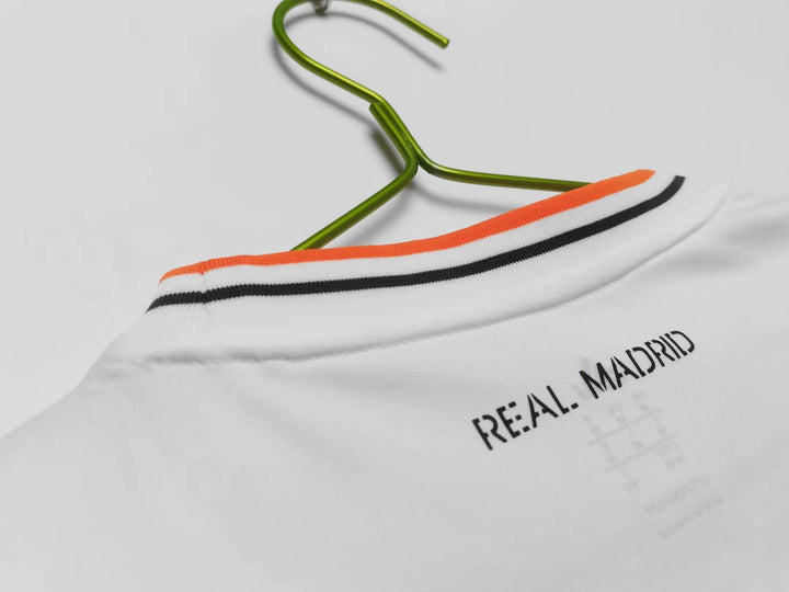 Camisa Retrô Real Madrid 2013/14 Home