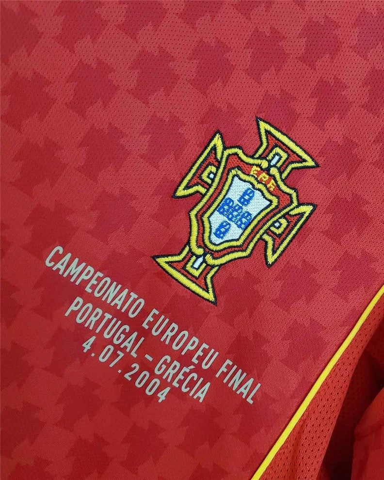 Camisa Retrô Portugal 2004/05 Home - FIGO #7