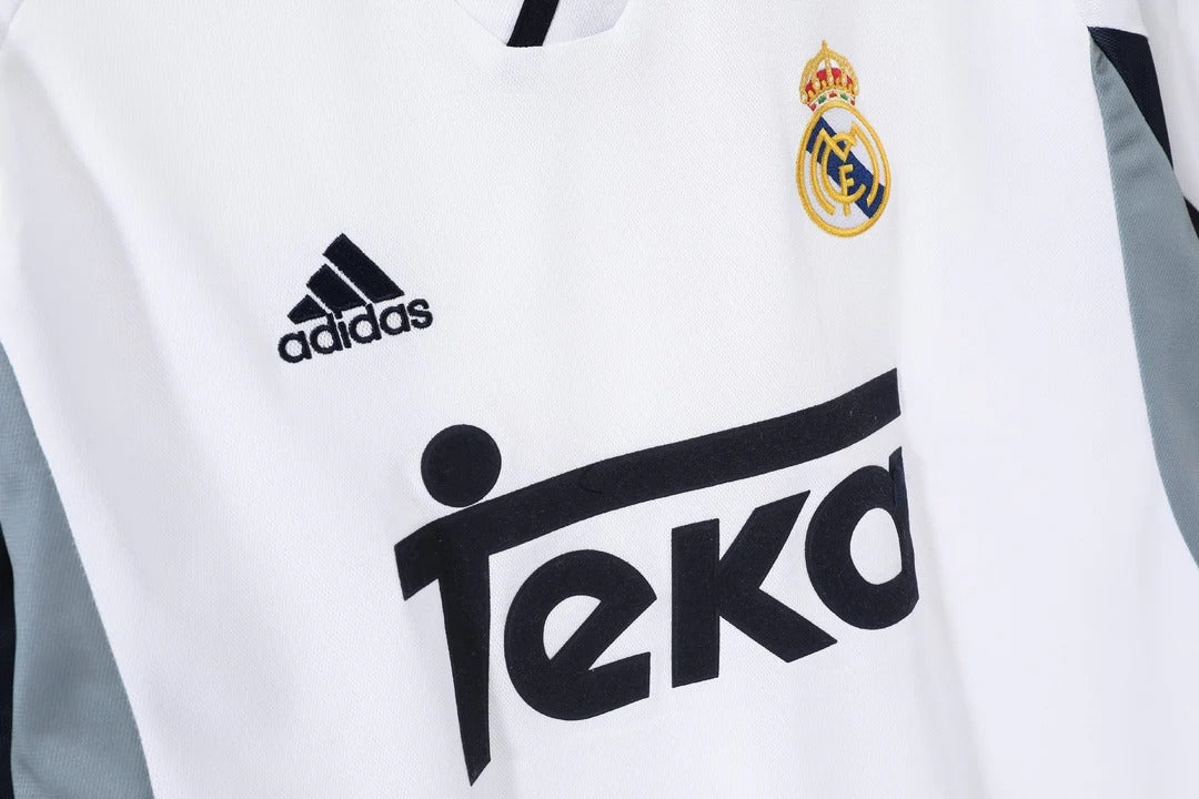 Camisa Retrô Real Madrid 2000/01 Home