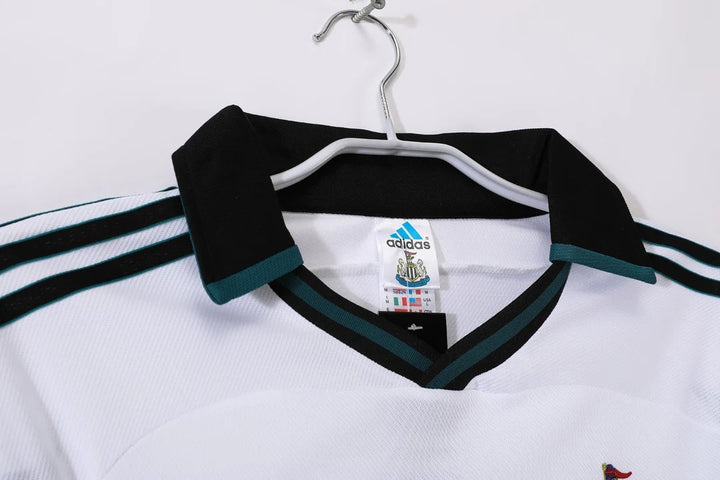 Camisa Retrô Newcastle 1999/00 Away