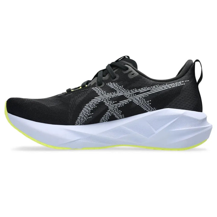 ASICS Novablast 5 – Preto/Branco