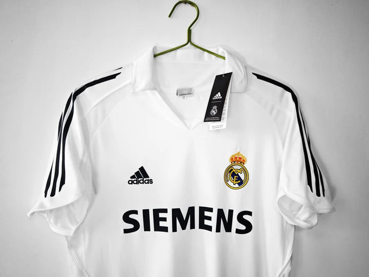 Camisa Retrô Real Madrid 2005/06 Home