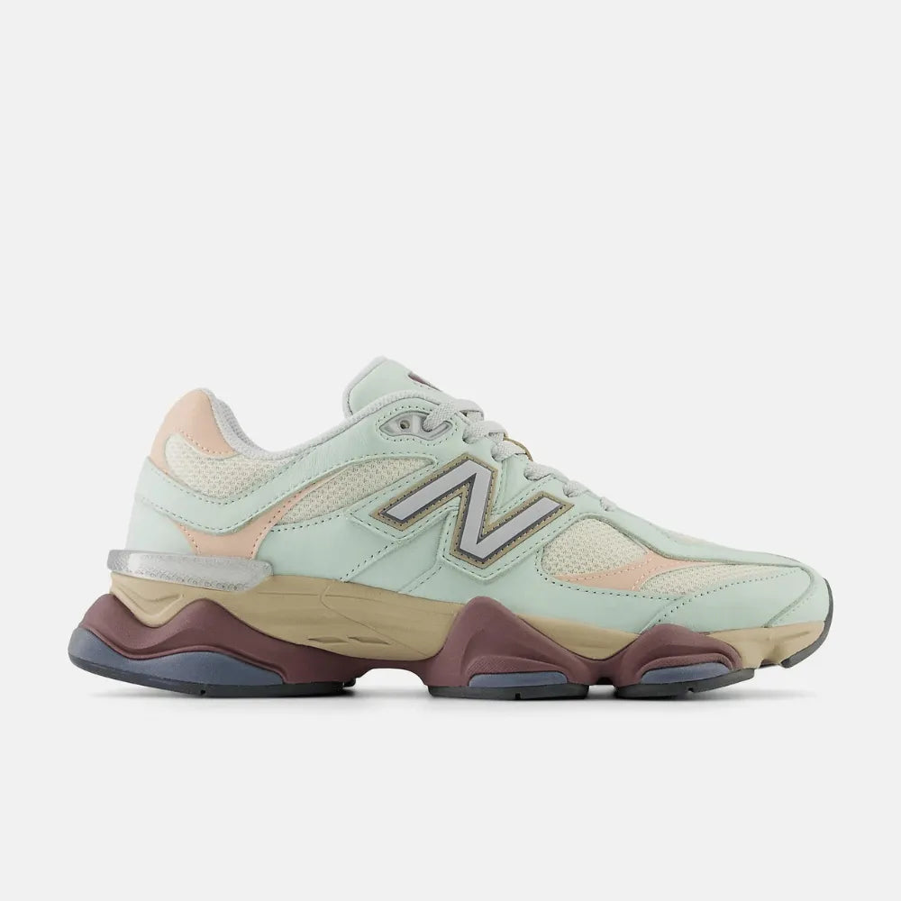 New Balance 9060 Menta clara/Pêssego/Ameixa