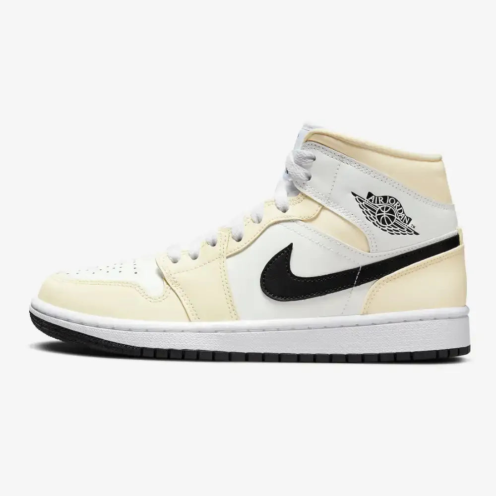 Jordan 1 Mid Leite de Coco