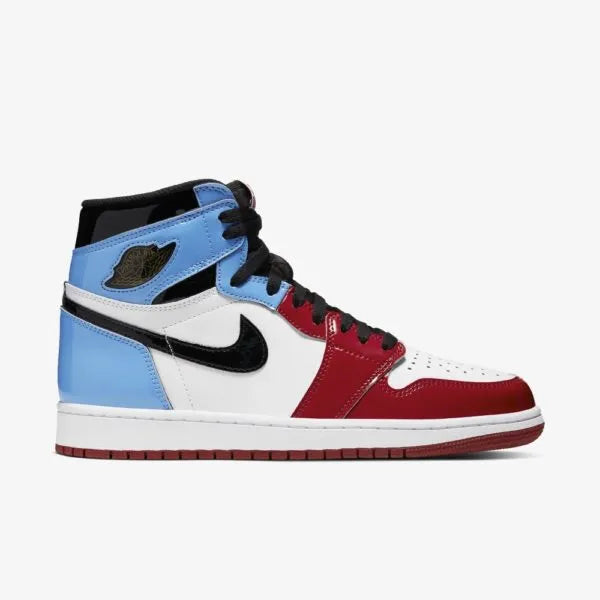Jordan 1 Retro High Fearless UNC Chicago - Branco/Azul/Vermelhoo