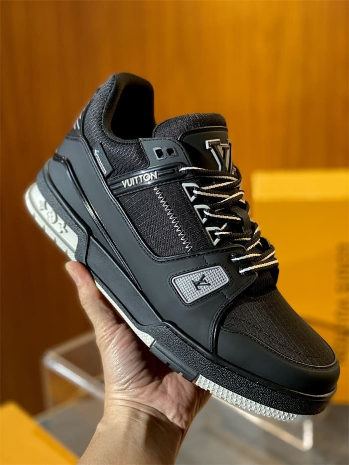 Louis Vuitton LV Trainer – Preto/Cinza