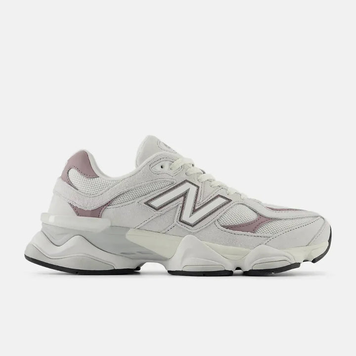 New Balance 9060 – Cinza/Branco Gelo/Vinho