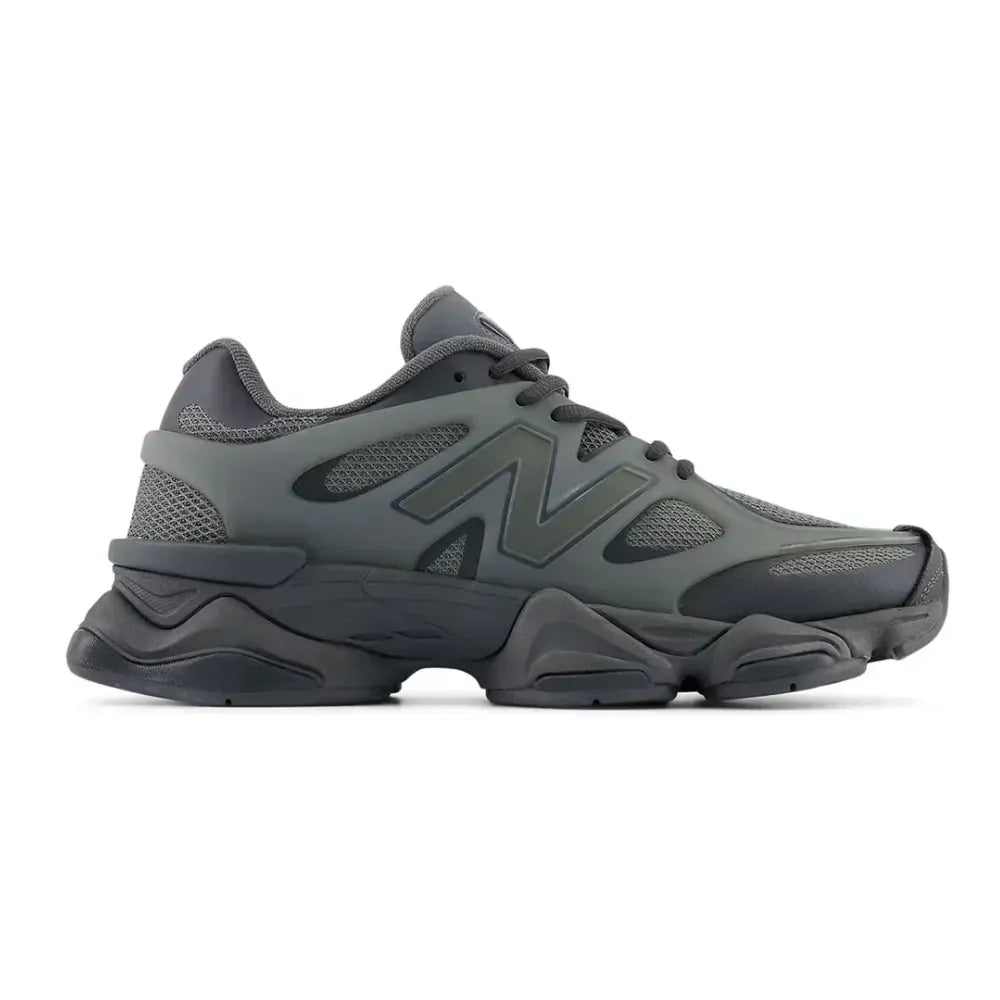 New Balance 9060 – Cinza Escuro Triplo
