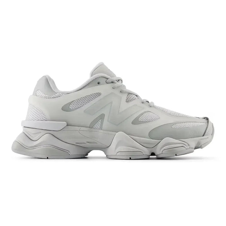 New Balance 9060 – Cinza Claro Triplo