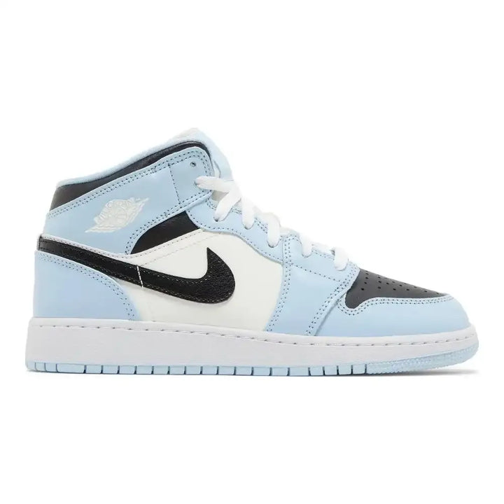 Air Jordan 1 Mid GS - Azul Gelo/Branco/Preto